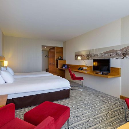 Mövenpick Hotel&Casino Geneva Meyrin Esterno foto